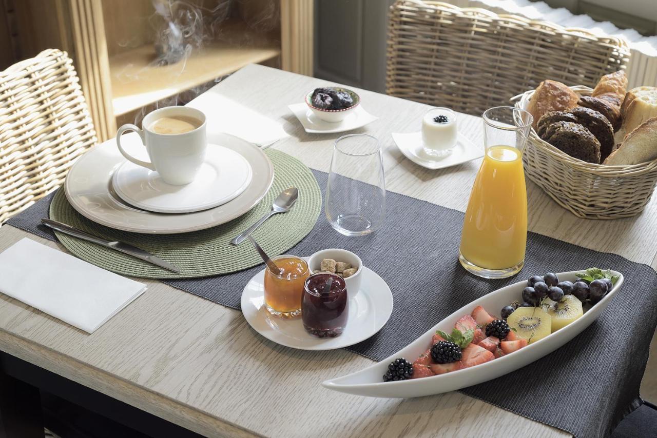 Domaine Des Bruyeres Bed & Breakfast Sains-en-Amienois ภายนอก รูปภาพ